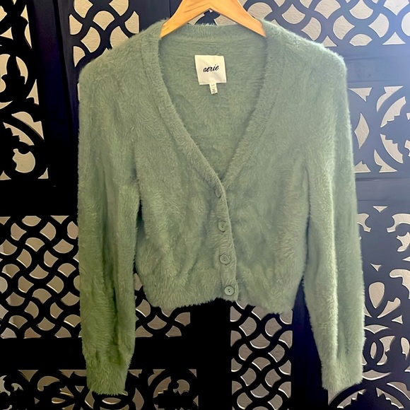 Aerie cropped fuzzy cardigan size small - Picture 1 of 4